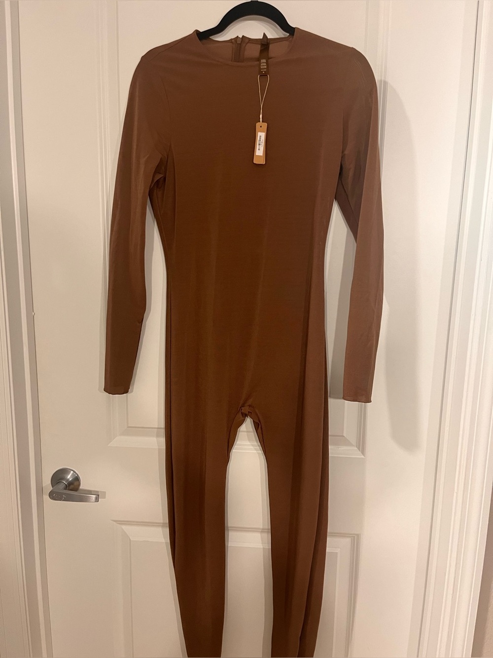 NWT SKIMS Seamless Long Sleeve Full Bodysuit in Chestnut - Picture 3 of 6